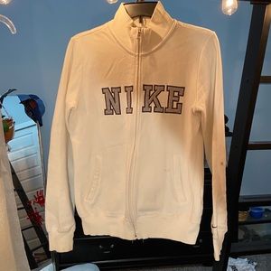 White nike sweater